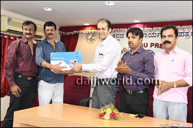 ECG Machine Distribution 2